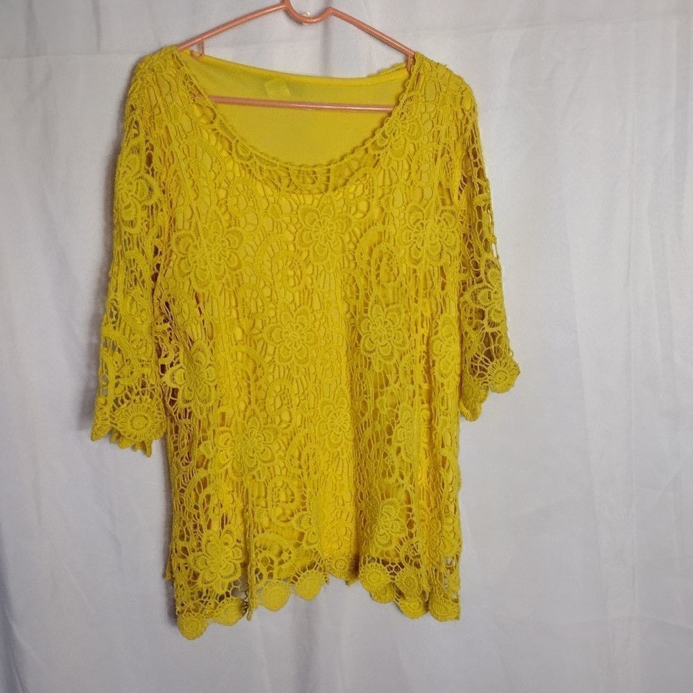 Jennie & Marlis crochet lace top
